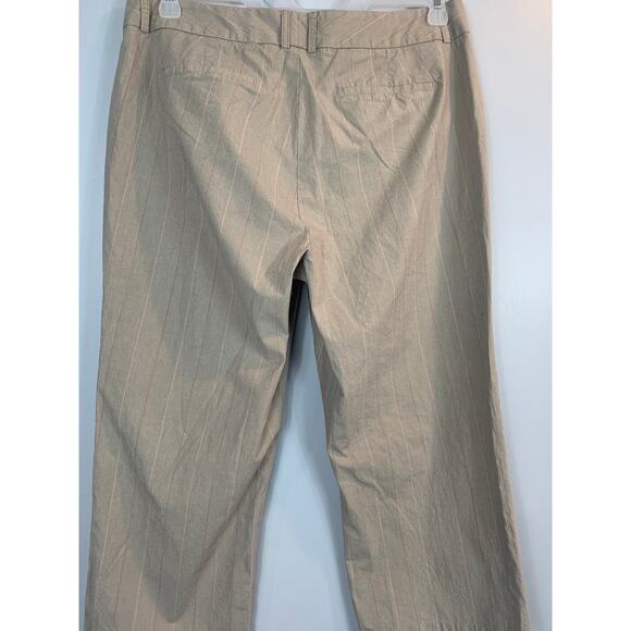 Docker's Metro Capri Women's Size 14 Light Brown Pinstripe - Picture 2 of 6